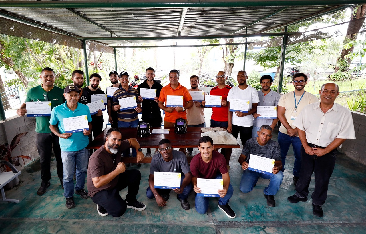 Primeira turma do curso de Auxiliar de Solda conclui formação e reforça qualificação profissional
