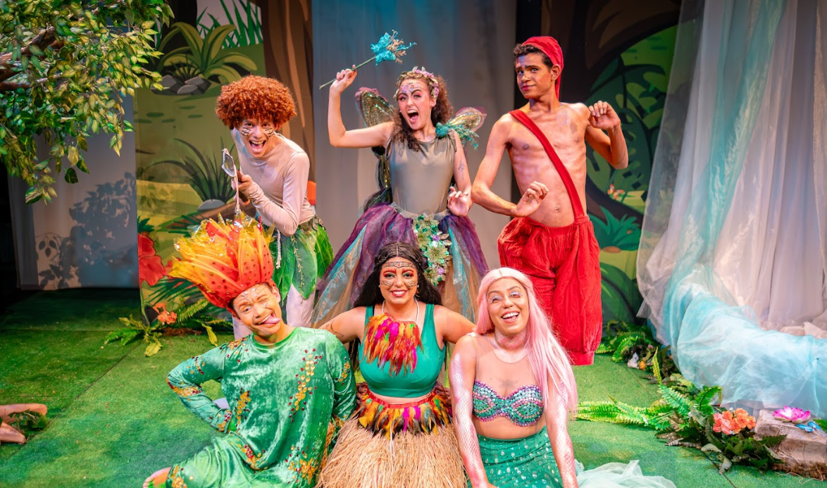 Folclore e consciência ambiental ocupam o palco do Teatro Francisco Nunes