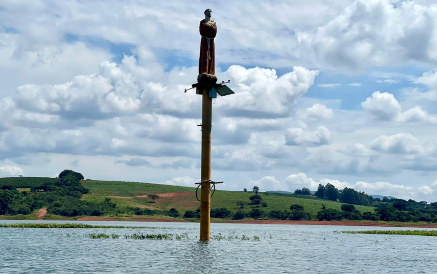 Imagem de São Francisco revela o passado submerso de cidade inundada pelo Lago de Furnas em MG