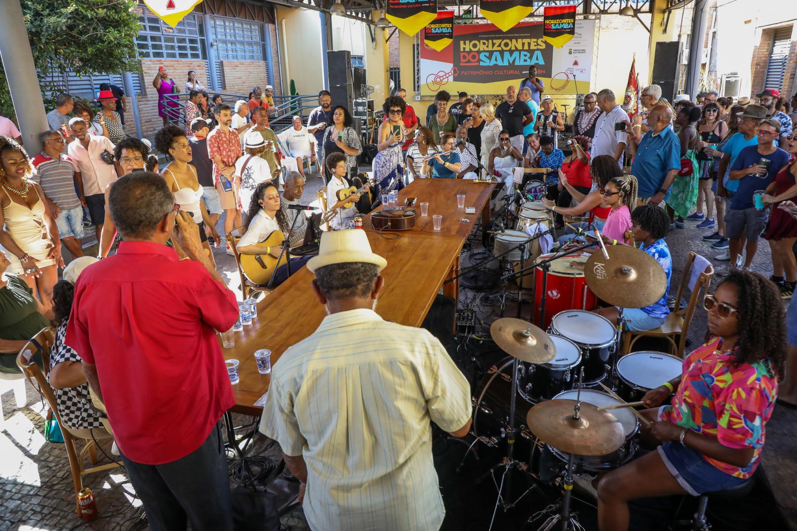PBH e sambistas debatem Plano de Salvaguarda do Samba