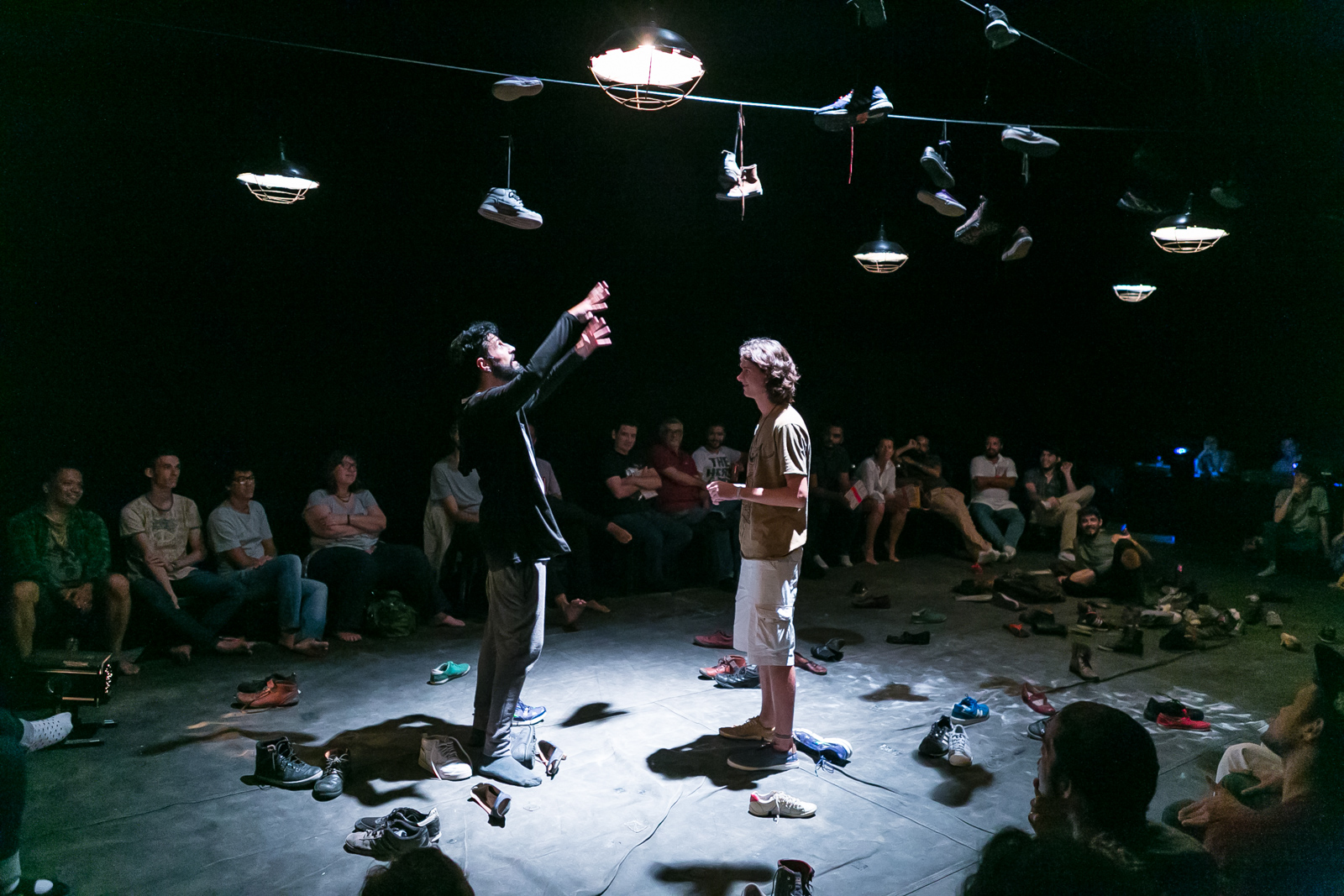 Espetáculo “Fauna”, do Quatroloscinco, celebra 10 anos no Teatro Marília